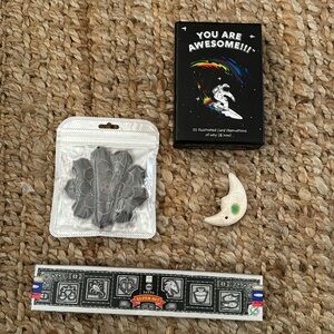 ORACLE CARDS AND SATYA INCENSE BUNDLE